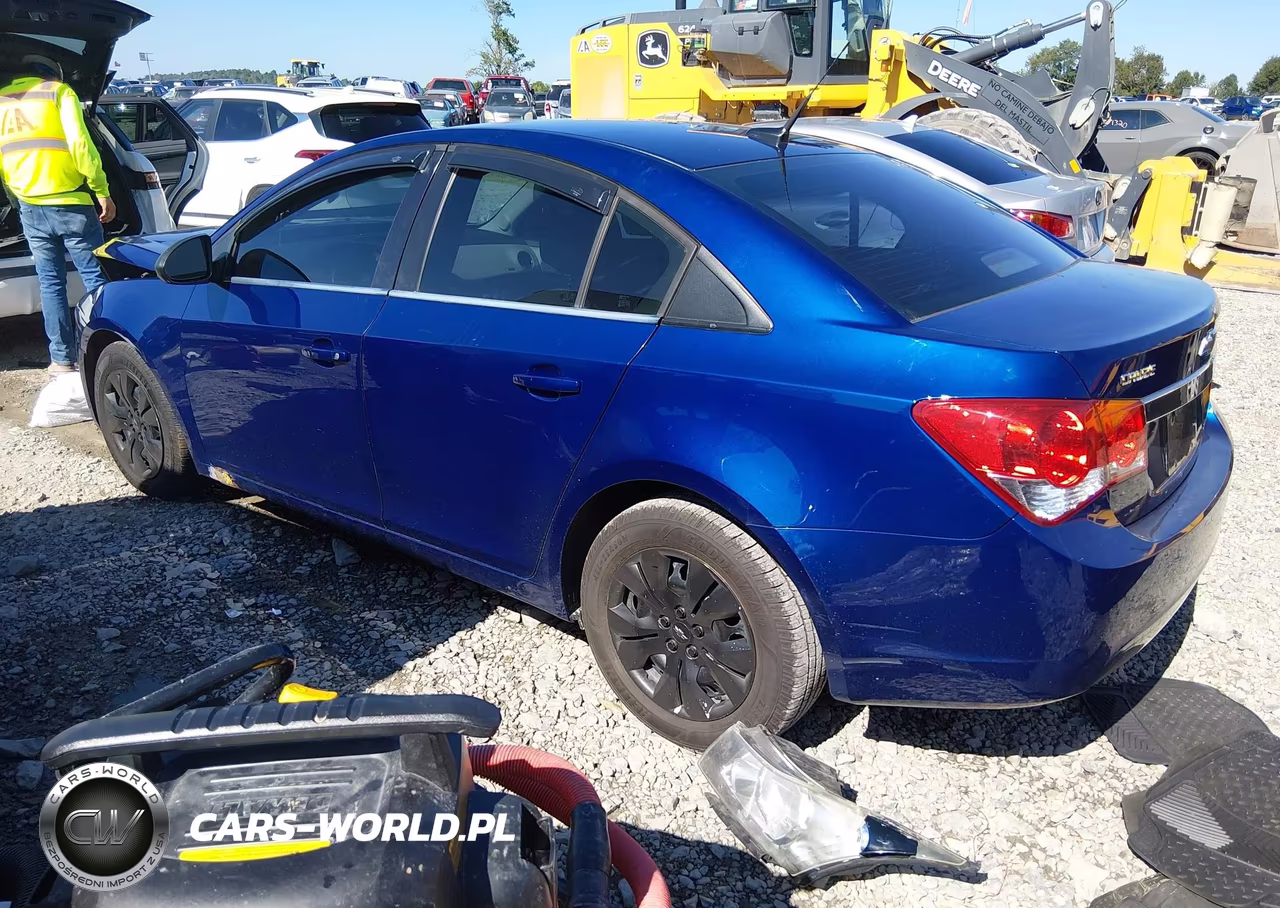 2012 Chevrolet Cruze Ls VIN:1G1PD5SH9C7365459 - 3