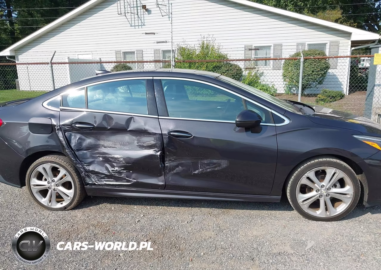 2017 Chevrolet Cruze Premier Auto VIN:1G1BF5SM0H7148374 - 13