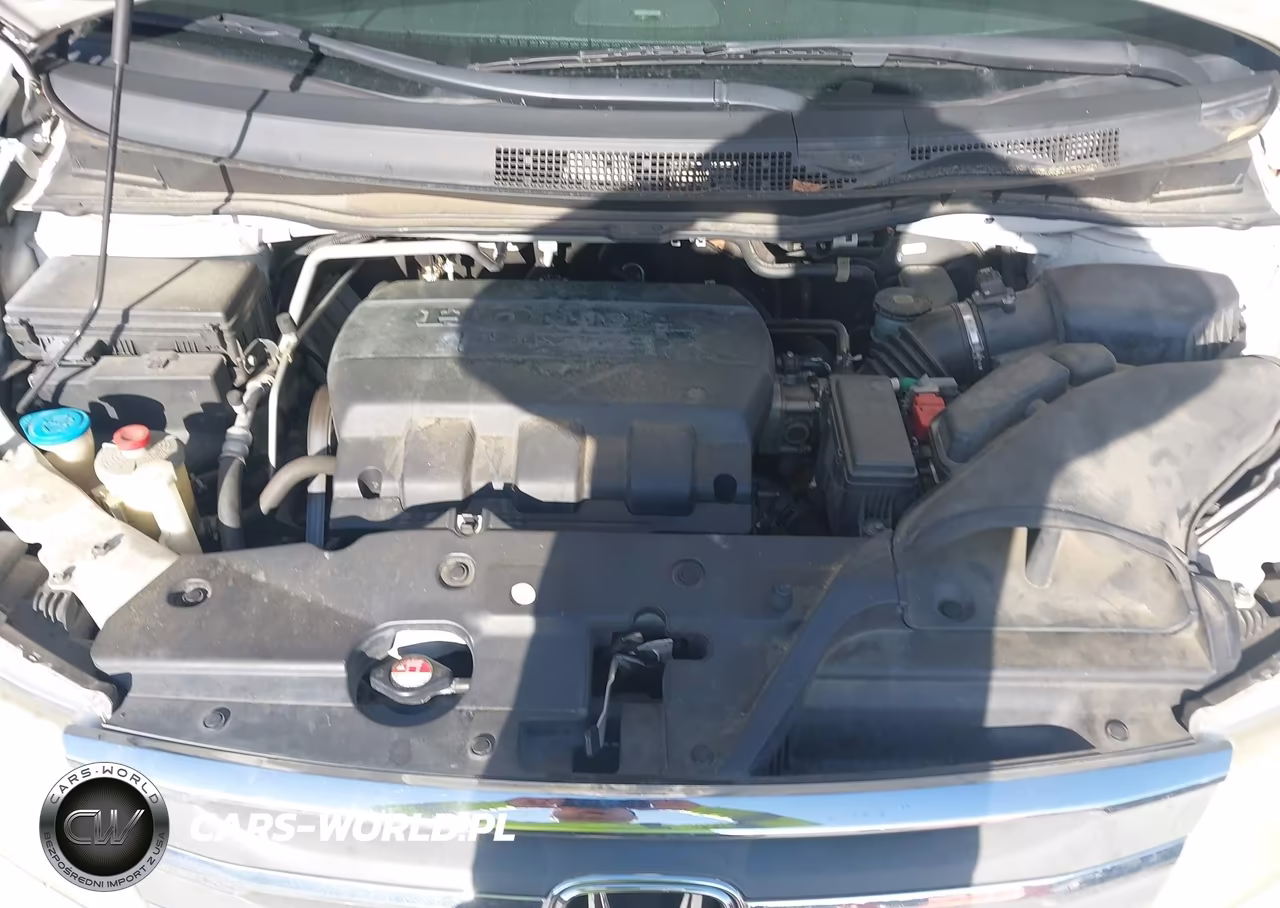 2012 Honda Odyssey Touring-Touring Elite VIN:5FNRL5H97CB010688 - 10
