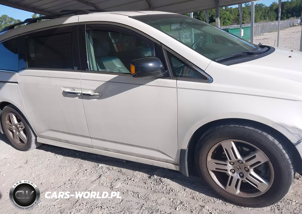 2012 Honda Odyssey Touring-Touring Elite VIN:5FNRL5H97CB010688 - 13