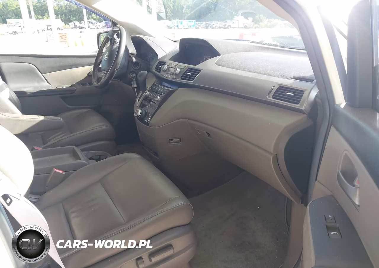 2012 Honda Odyssey Touring-Touring Elite VIN:5FNRL5H97CB010688 - 5