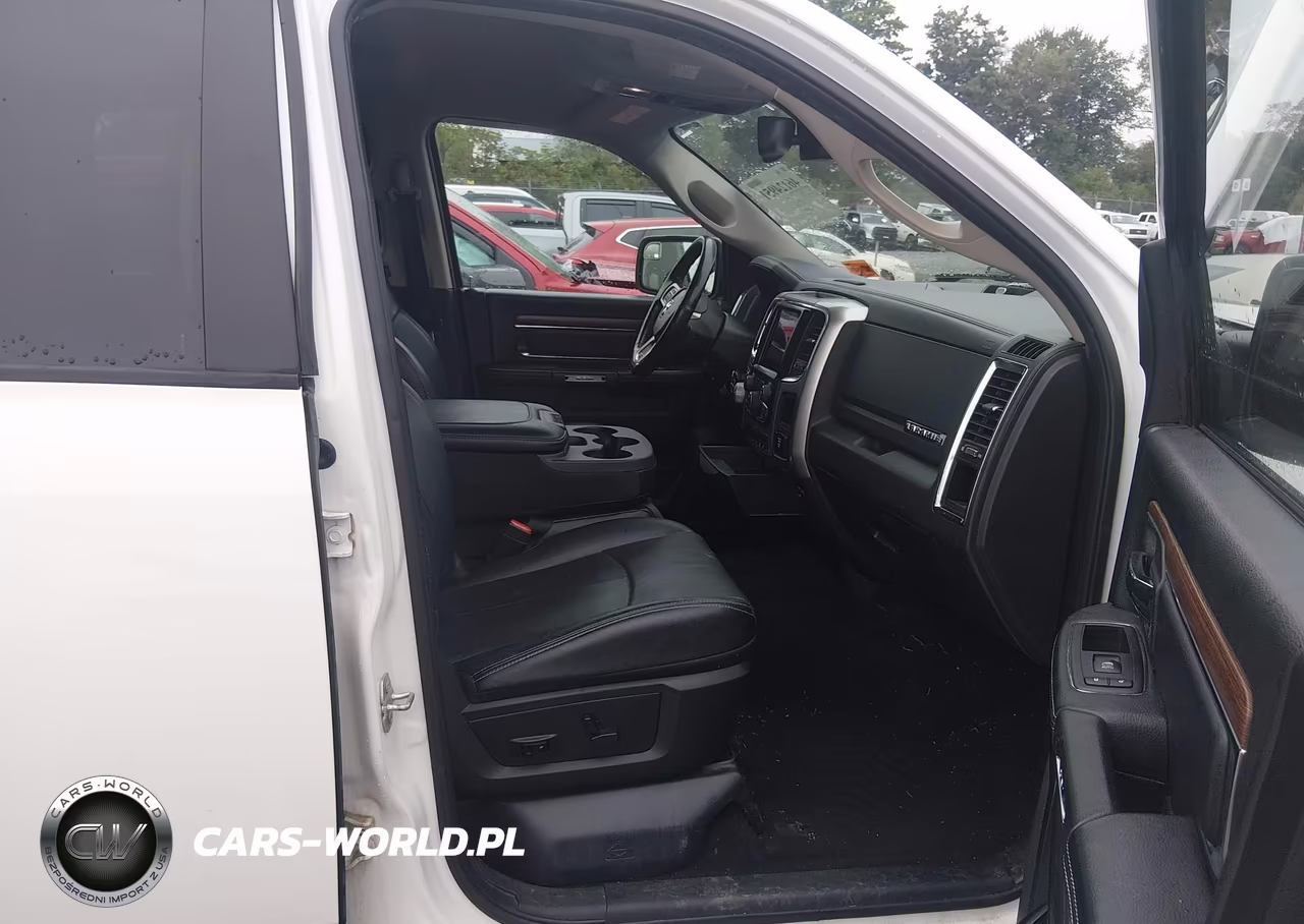 2018 Ram 1500 Laramie 4X4 5'7 Box VIN:1C6RR7NTXJS152387 - 5