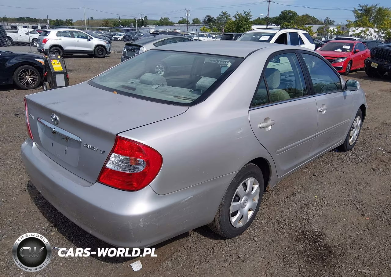 2004 Toyota Camry Le VIN:4T1BE32K54U328258 - 4