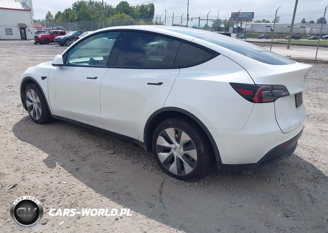2023 Tesla Model Y Awd-Long Range Dual Motor All-Wheel Drive VIN:7SAYGDEE0PF758817 - 3