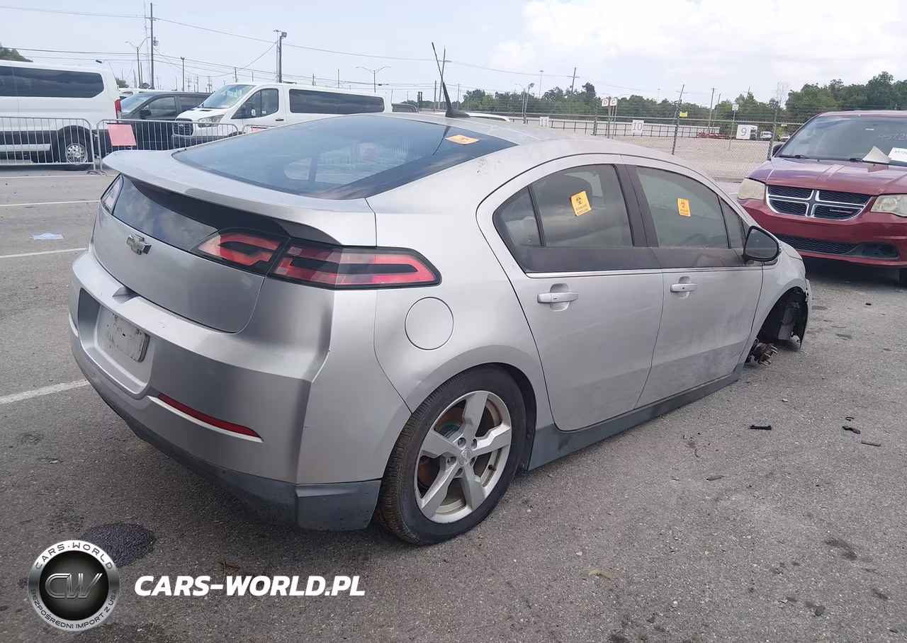 2013 Chevrolet Volt VIN:1G1RB6E45DU120822 - 4