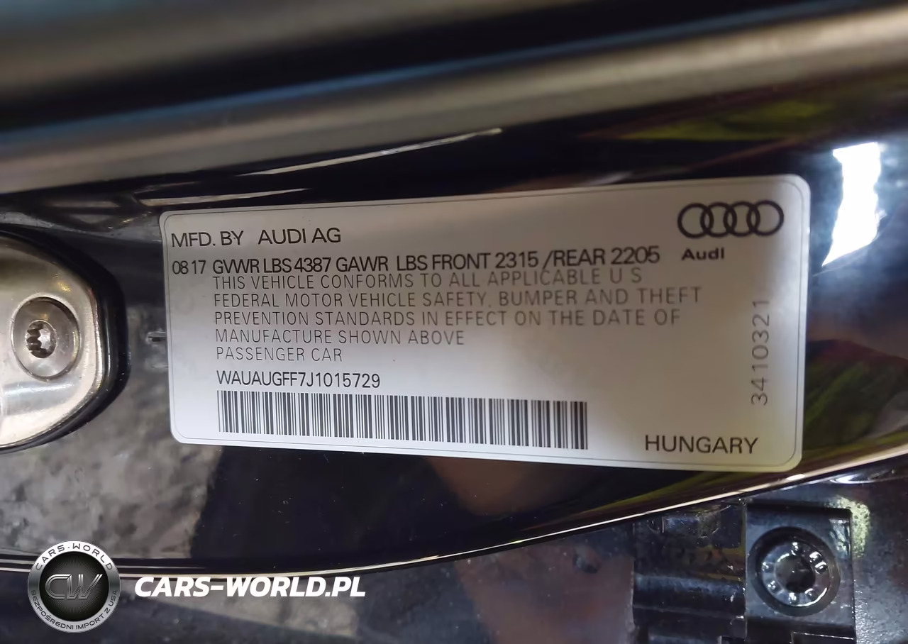 2018 Audi A3 2.0T Premium-2.0T Tech Premium VIN:WAUAUGFF7J1015729 - 9