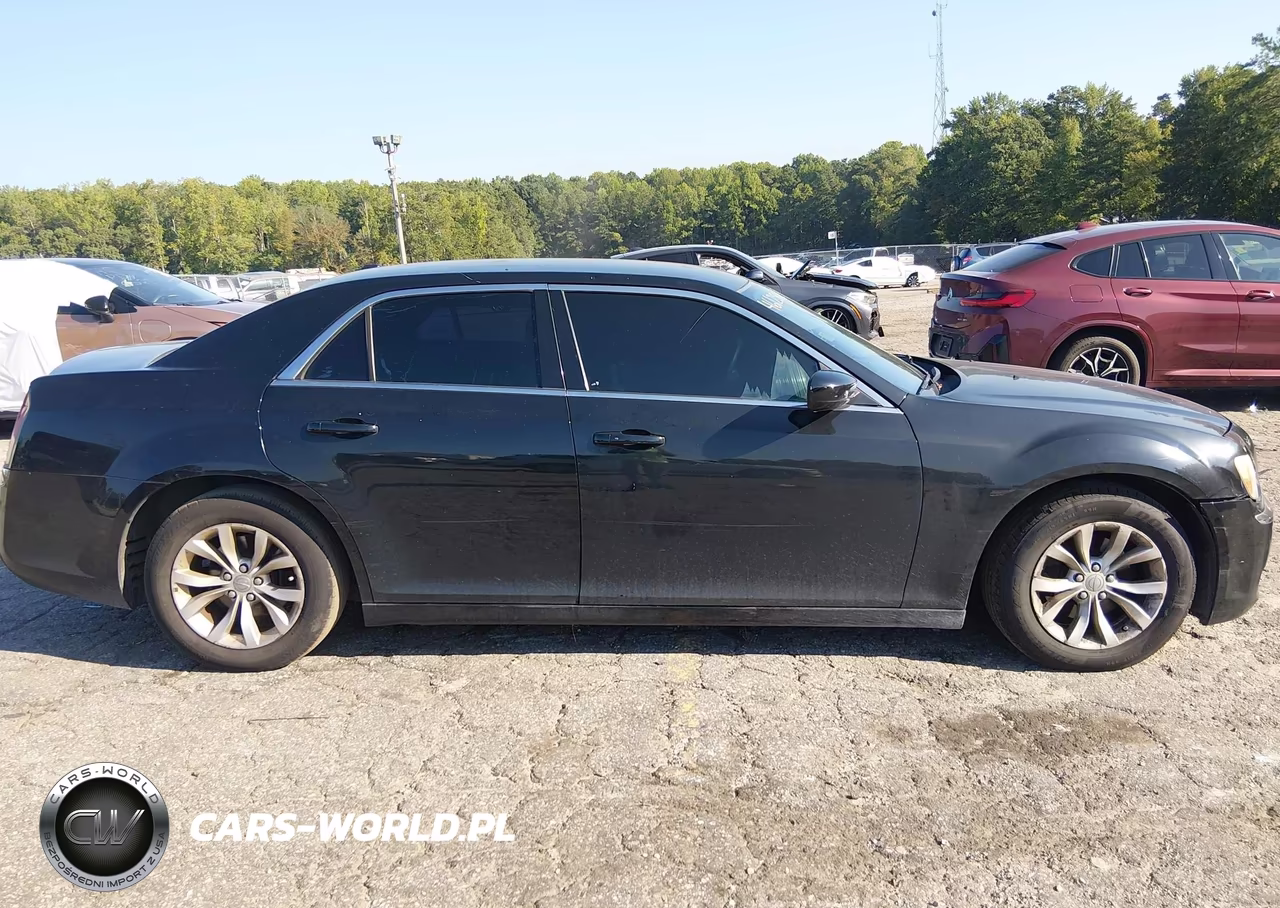 2012 Chrysler 300 VIN:2C3CCAAG9CH166690 - 13