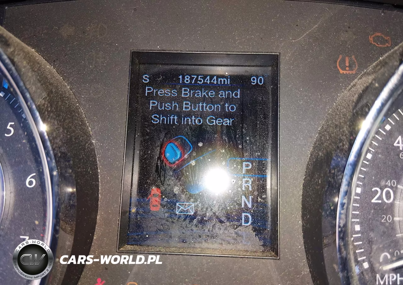 2012 Chrysler 300 VIN:2C3CCAAG9CH166690 - 15