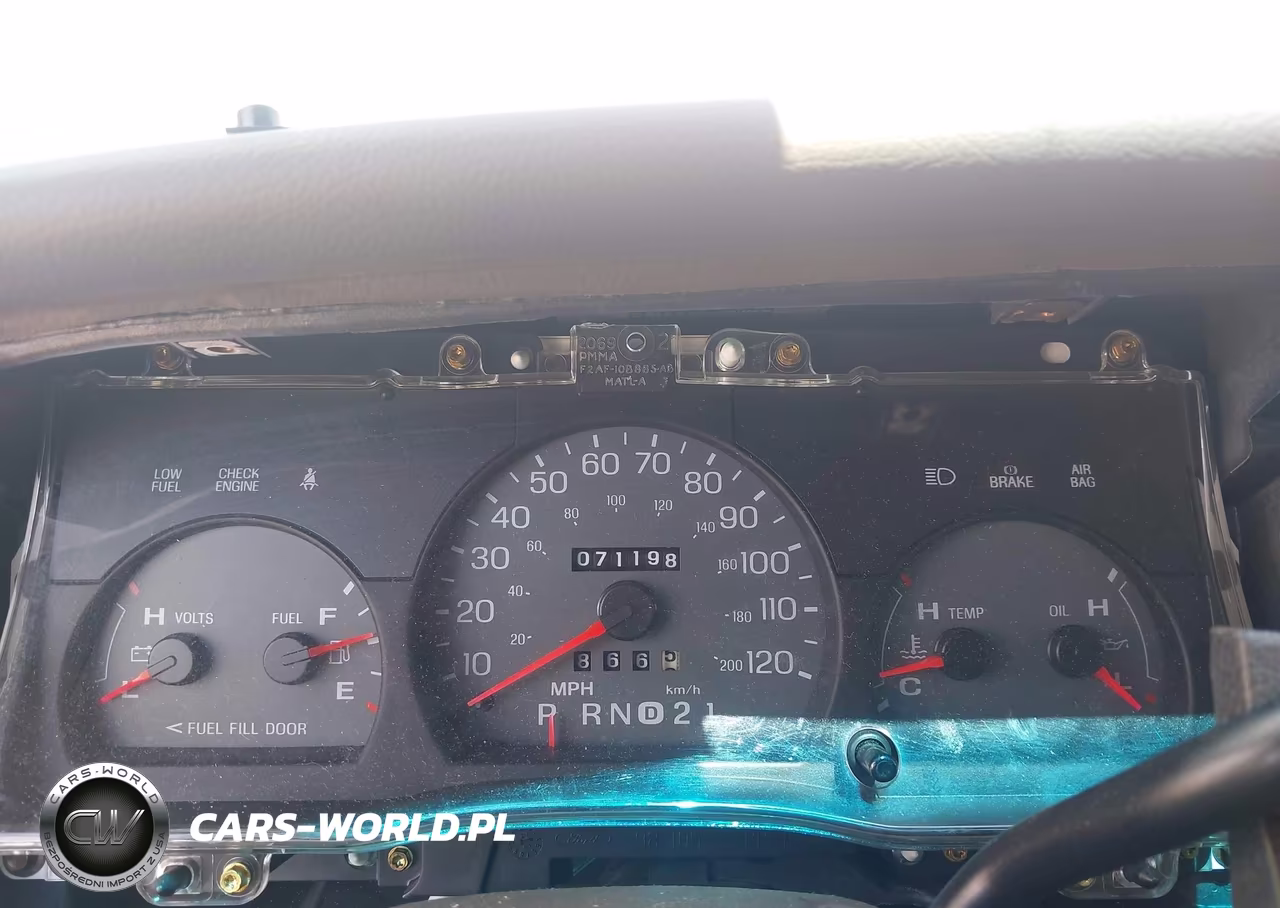 2003 Mercury Grand Marquis Gs VIN:2MEFM74W03X662557 - 7