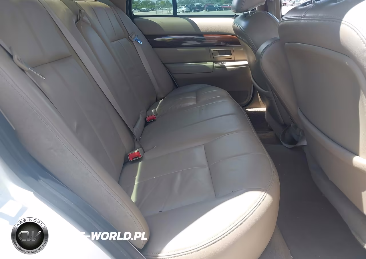 2003 Mercury Grand Marquis Gs VIN:2MEFM74W03X662557 - 8