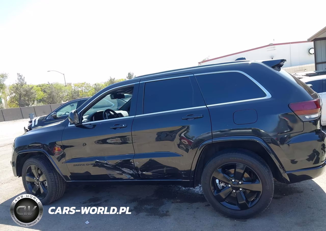 2015 Jeep Grand Cherokee Altitude VIN:1C4RJEAG9FC668822 - 15