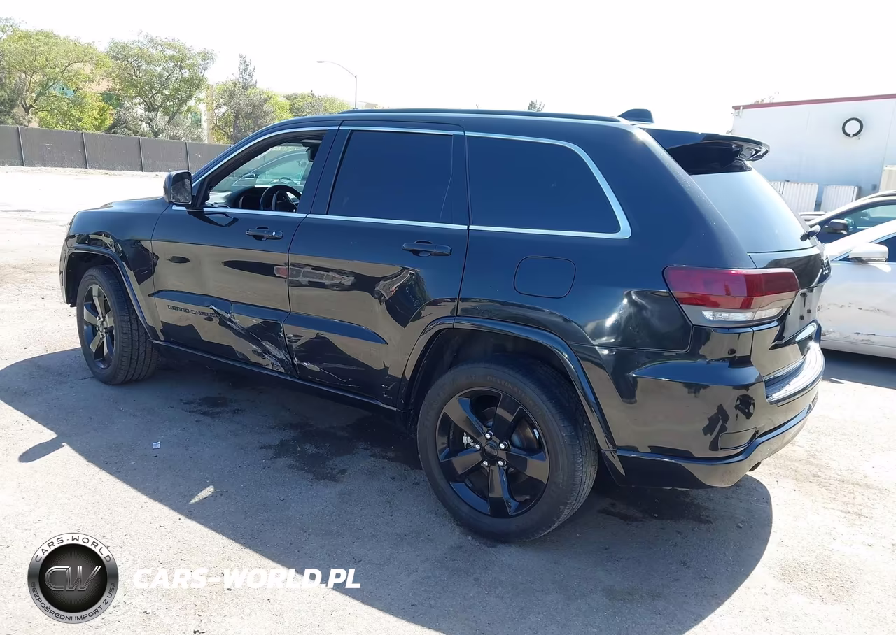 2015 Jeep Grand Cherokee Altitude VIN:1C4RJEAG9FC668822 - 3