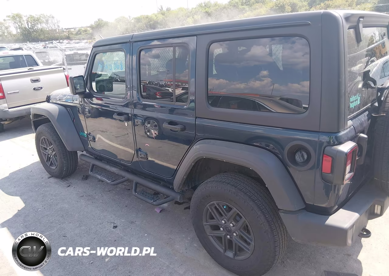 2025 Jeep Wrangler 4-Door Summit 4X4 VIN:1C4PJXDG8SW535623 - 3