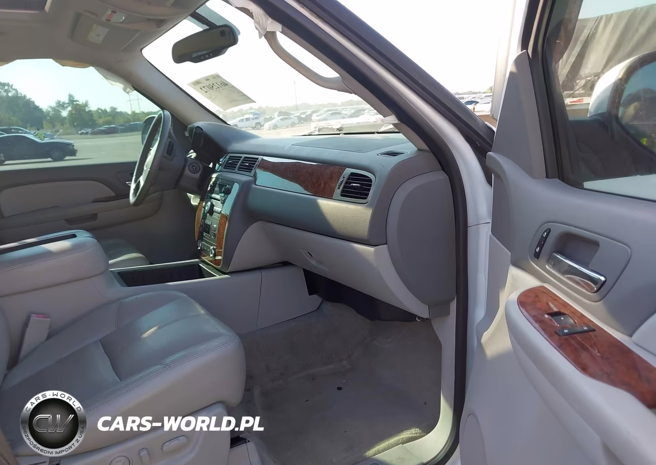 2007 Chevrolet Tahoe Lt VIN:1GNFC13J87R378737 - 5