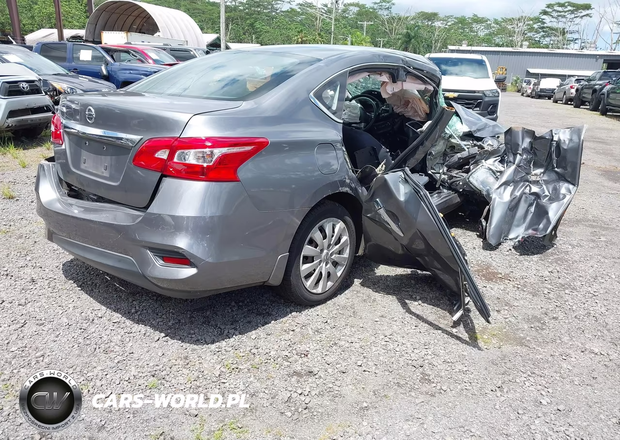 2017 Nissan Sentra S VIN:3N1AB7AP2HY256034 - 4