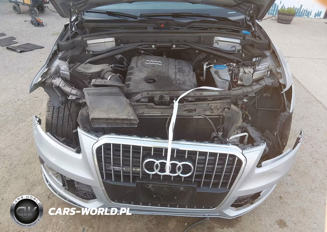 2016 Audi Q5 2.0T Premium VIN:WA1C2AFP4GA074215 - 10