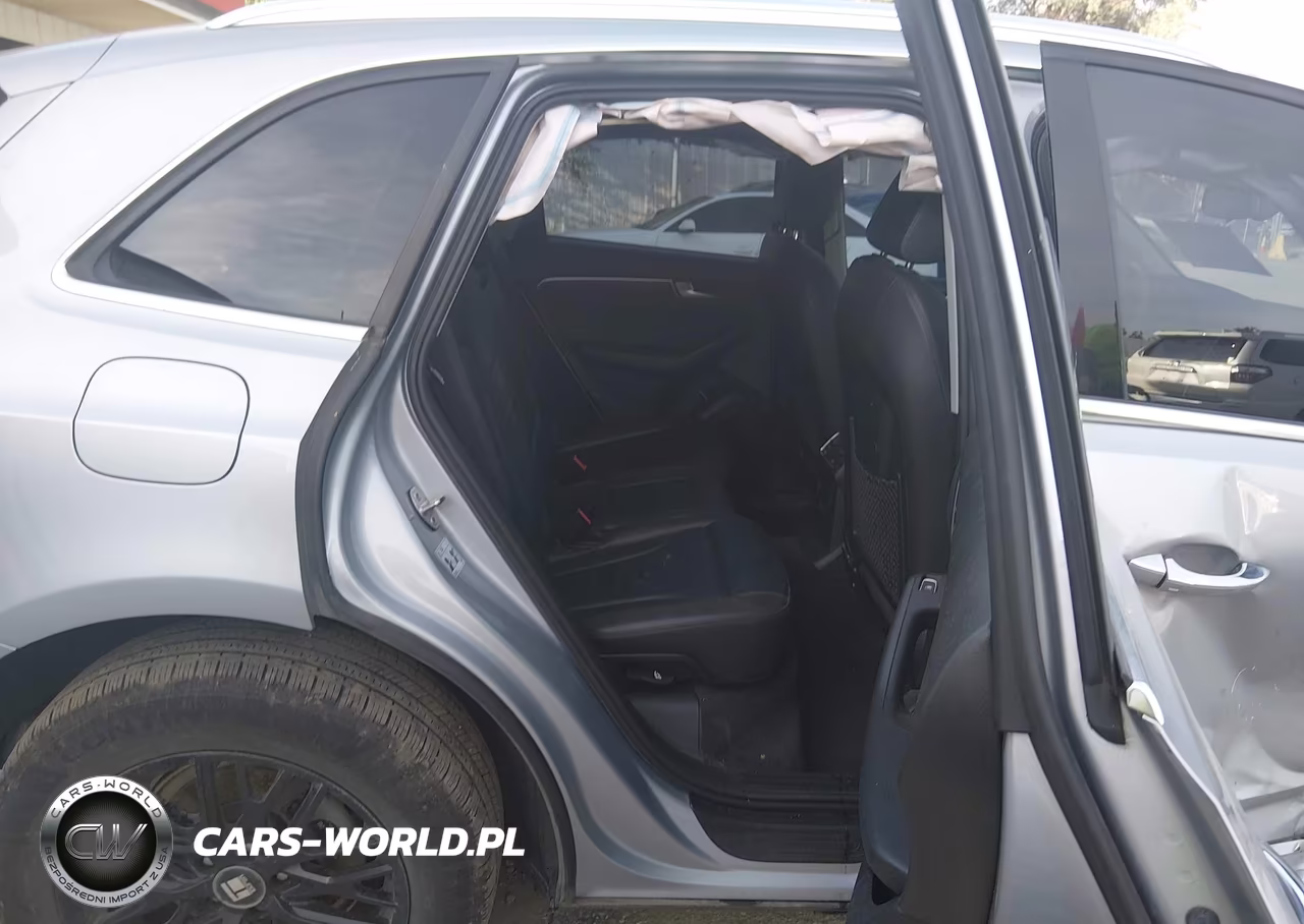 2016 Audi Q5 2.0T Premium VIN:WA1C2AFP4GA074215 - 8