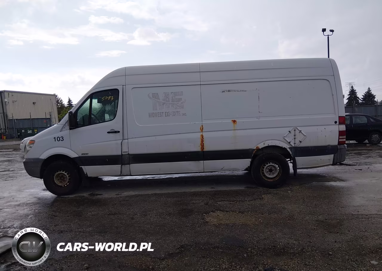 2011 Mercedes-Benz Sprinter 2500 High Roof VIN:WD3PE8CB3B5567749 - 14