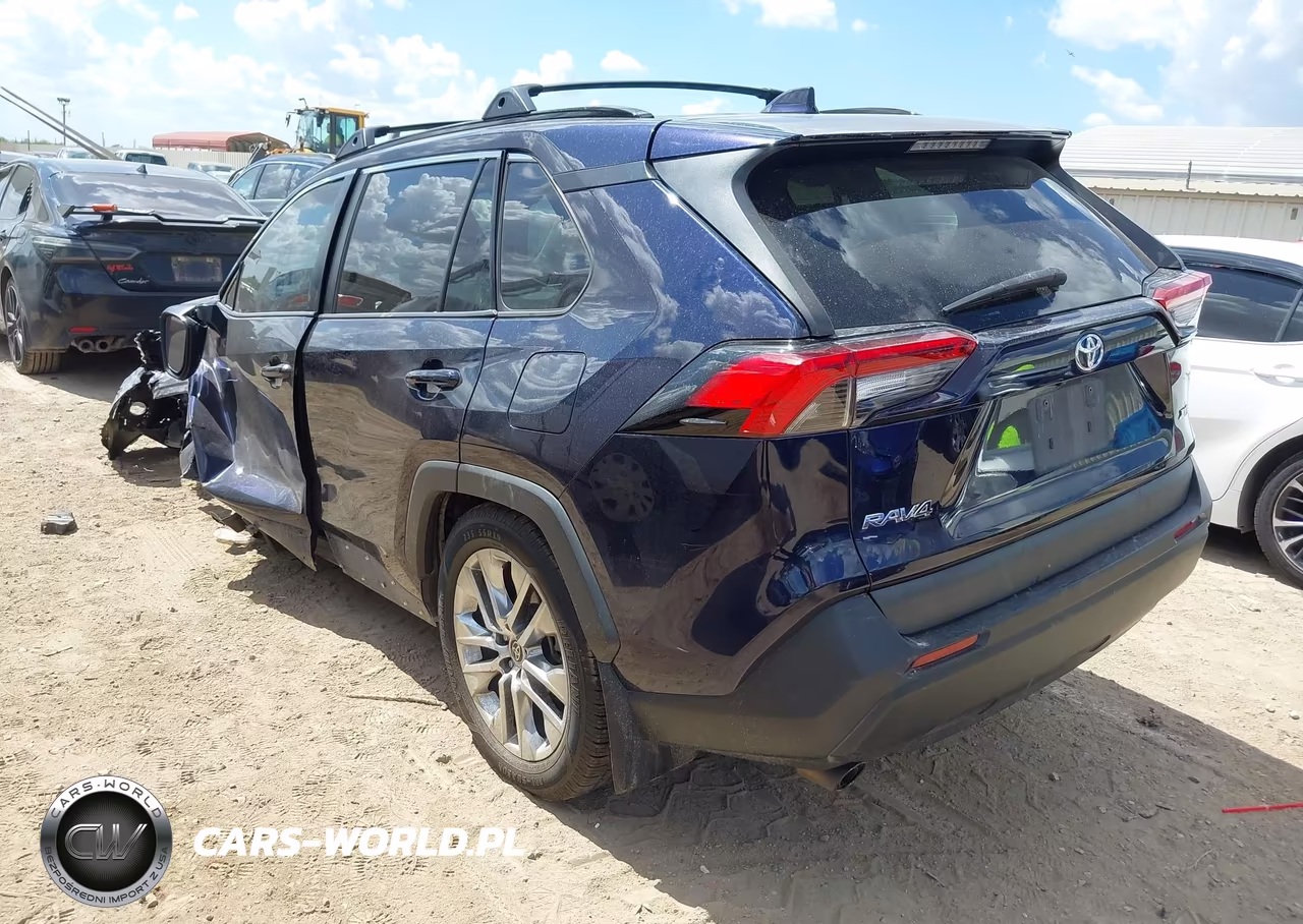 2021 Toyota Rav4 Xle Premium VIN:2T3C1RFV4MW152012 - 3