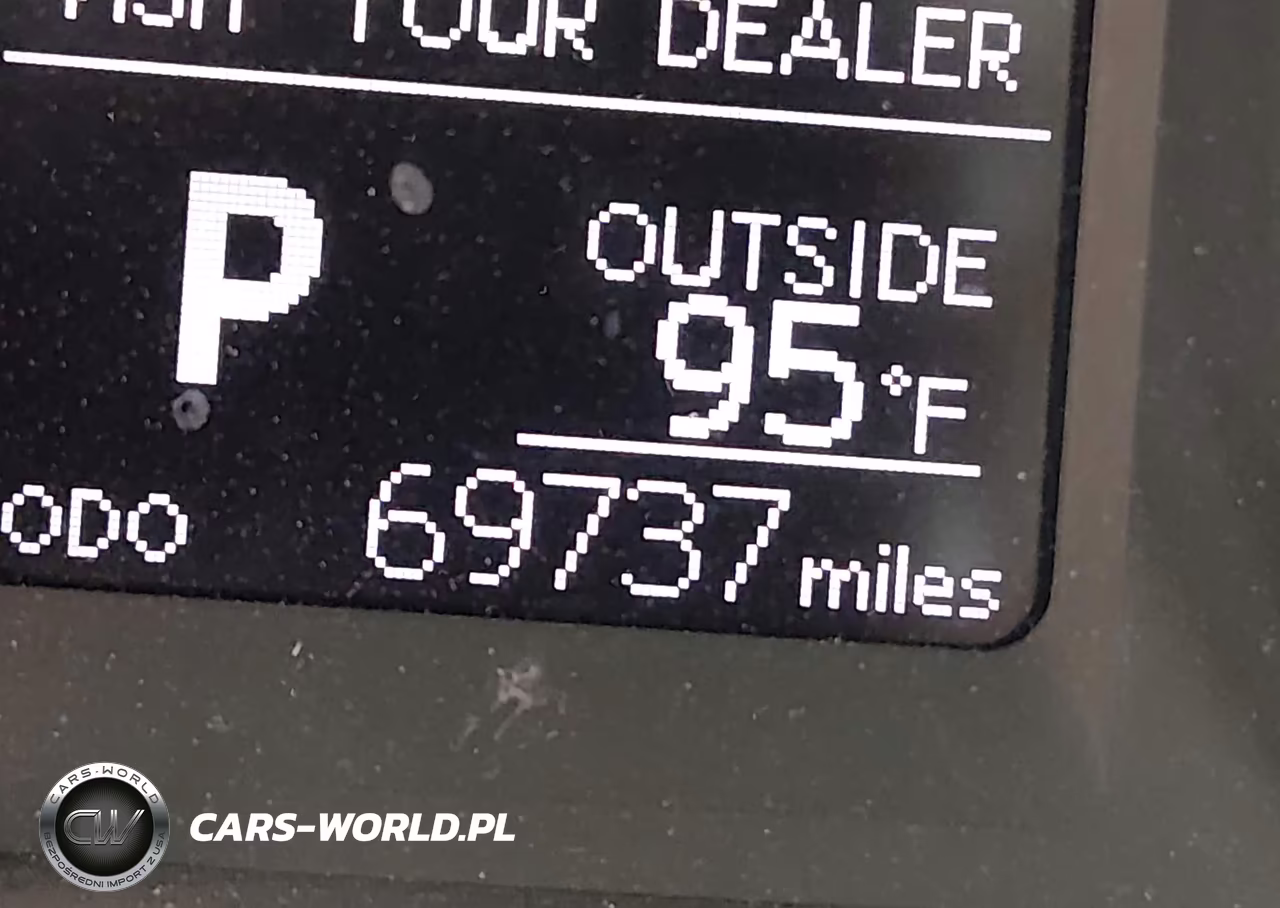 2017 Toyota Corolla Le VIN:5YFBURHE5HP678911 - 15