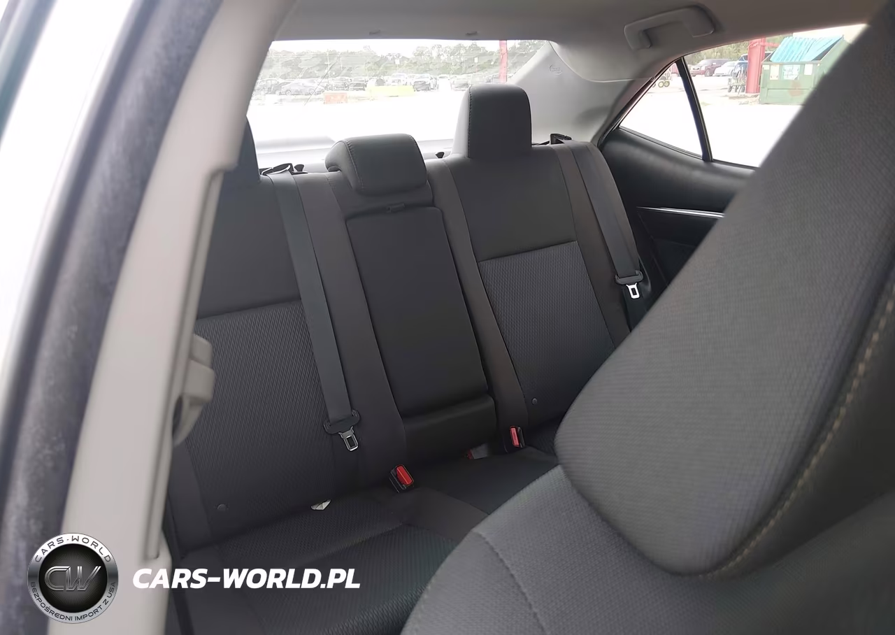 2017 Toyota Corolla Le VIN:5YFBURHE5HP678911 - 8