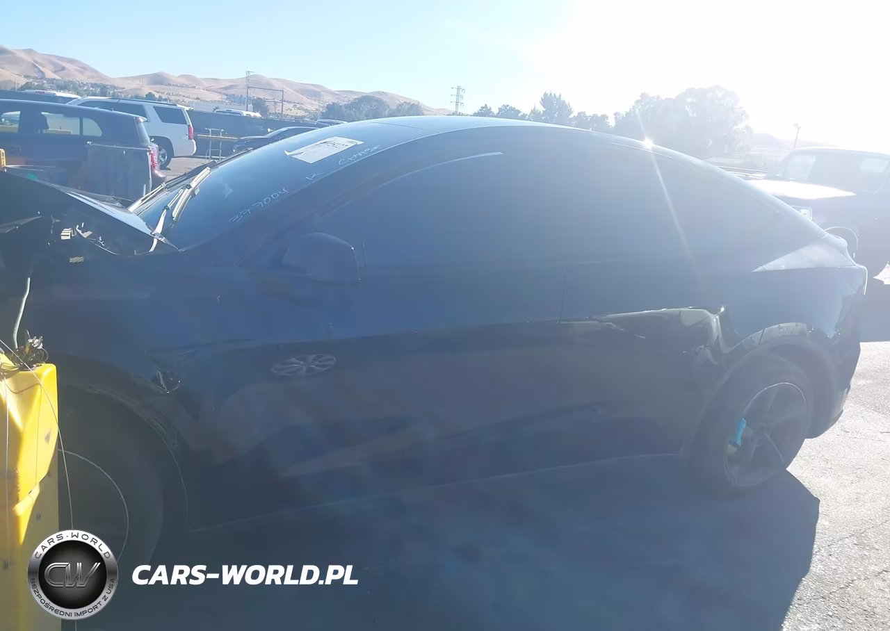 2026 Tesla Model Y All-Wheel Drive-Long Range Launch Series-Premium All-Wheel Drive VIN:7SAYGDEE1TF377004 - 17