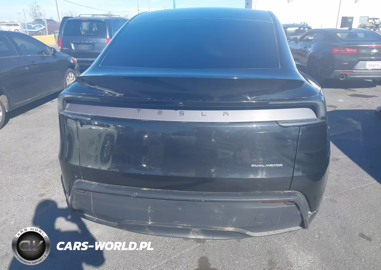 2026 Tesla Model Y All-Wheel Drive-Long Range Launch Series-Premium All-Wheel Drive VIN:7SAYGDEE1TF377004 - 18