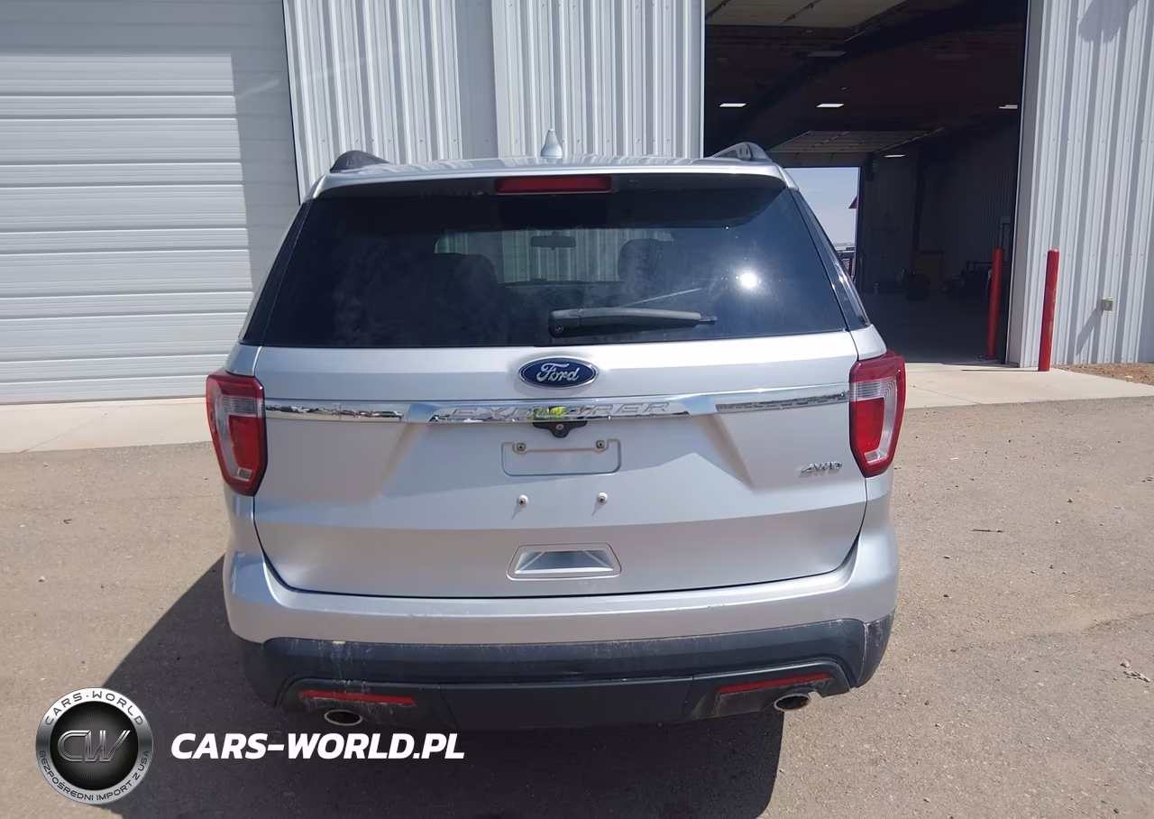 2017 Ford Explorer VIN:1FM5K8B8XHGD22953 - 16