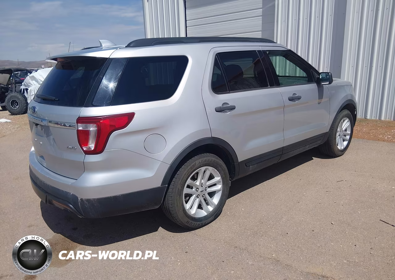 2017 Ford Explorer VIN:1FM5K8B8XHGD22953 - 4