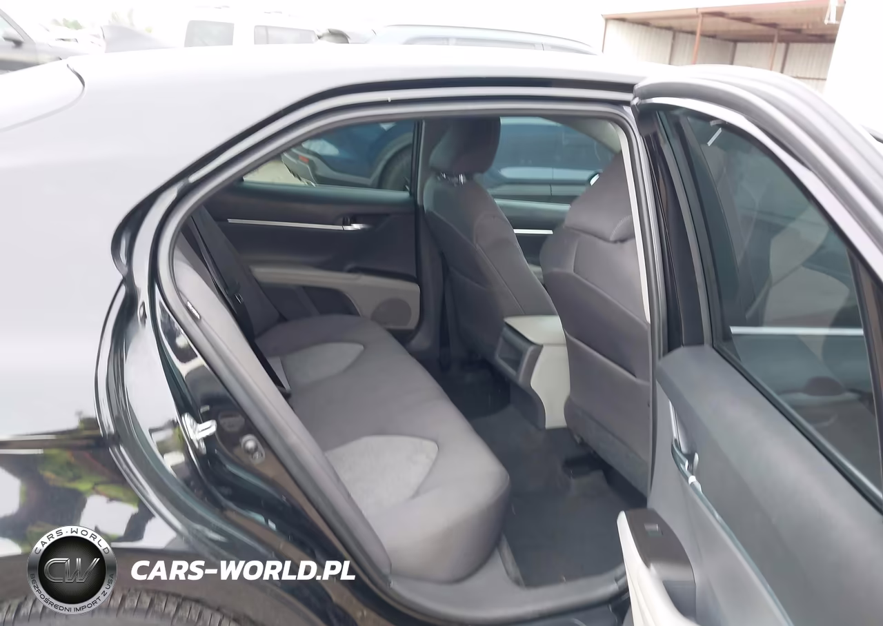 2021 Toyota Camry Le VIN:4T1C11AK2MU408400 - 8