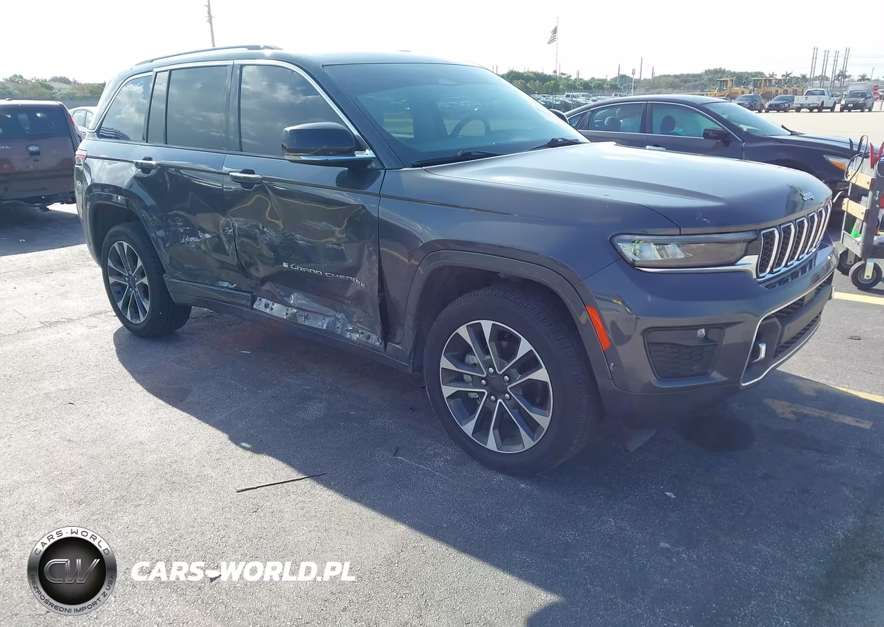 2023 Jeep Grand Cherokee Overland 4X2 – zdjęcie 1 z 16