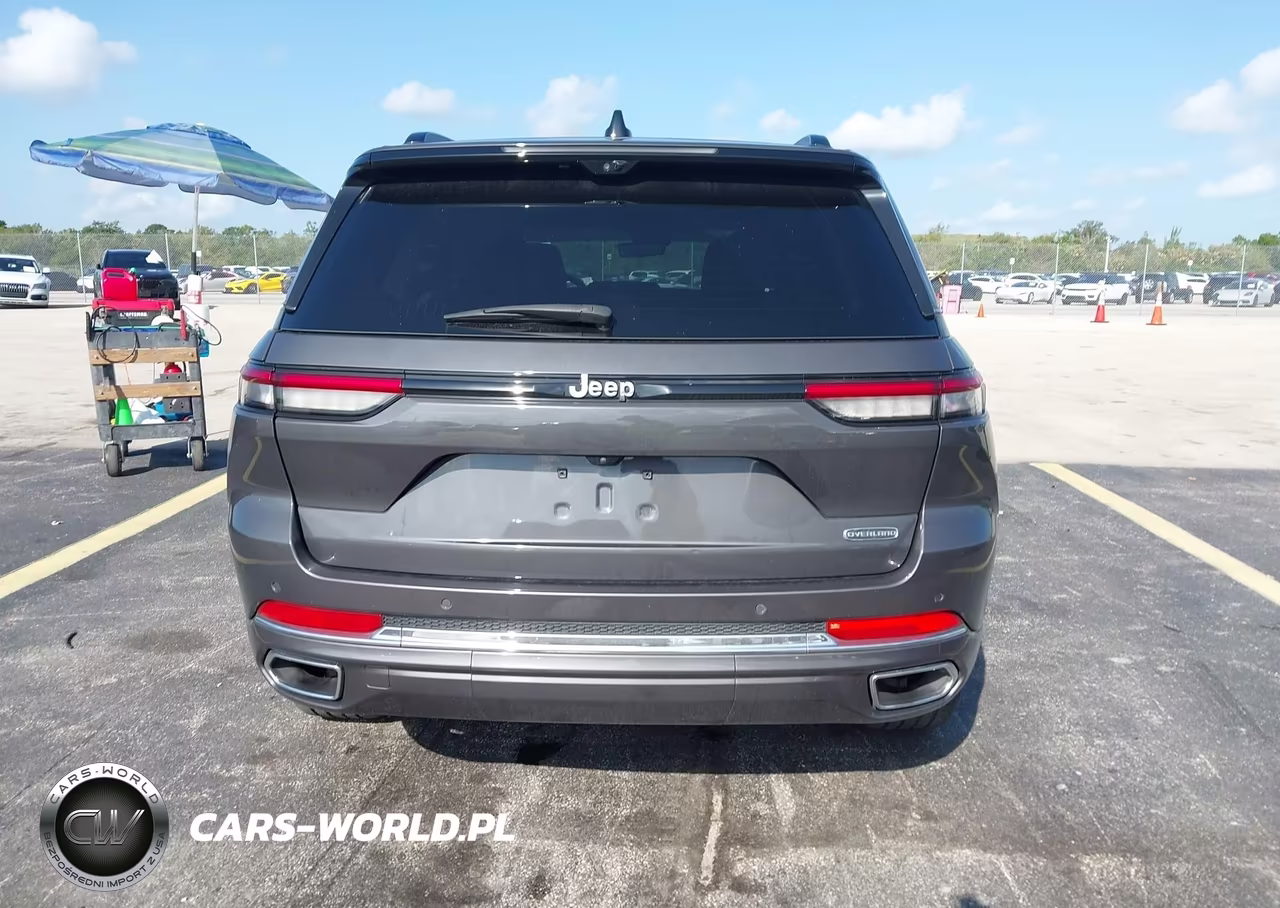 2023 Jeep Grand Cherokee Overland 4X2 VIN:1C4RJGDG1PC544553 - 16
