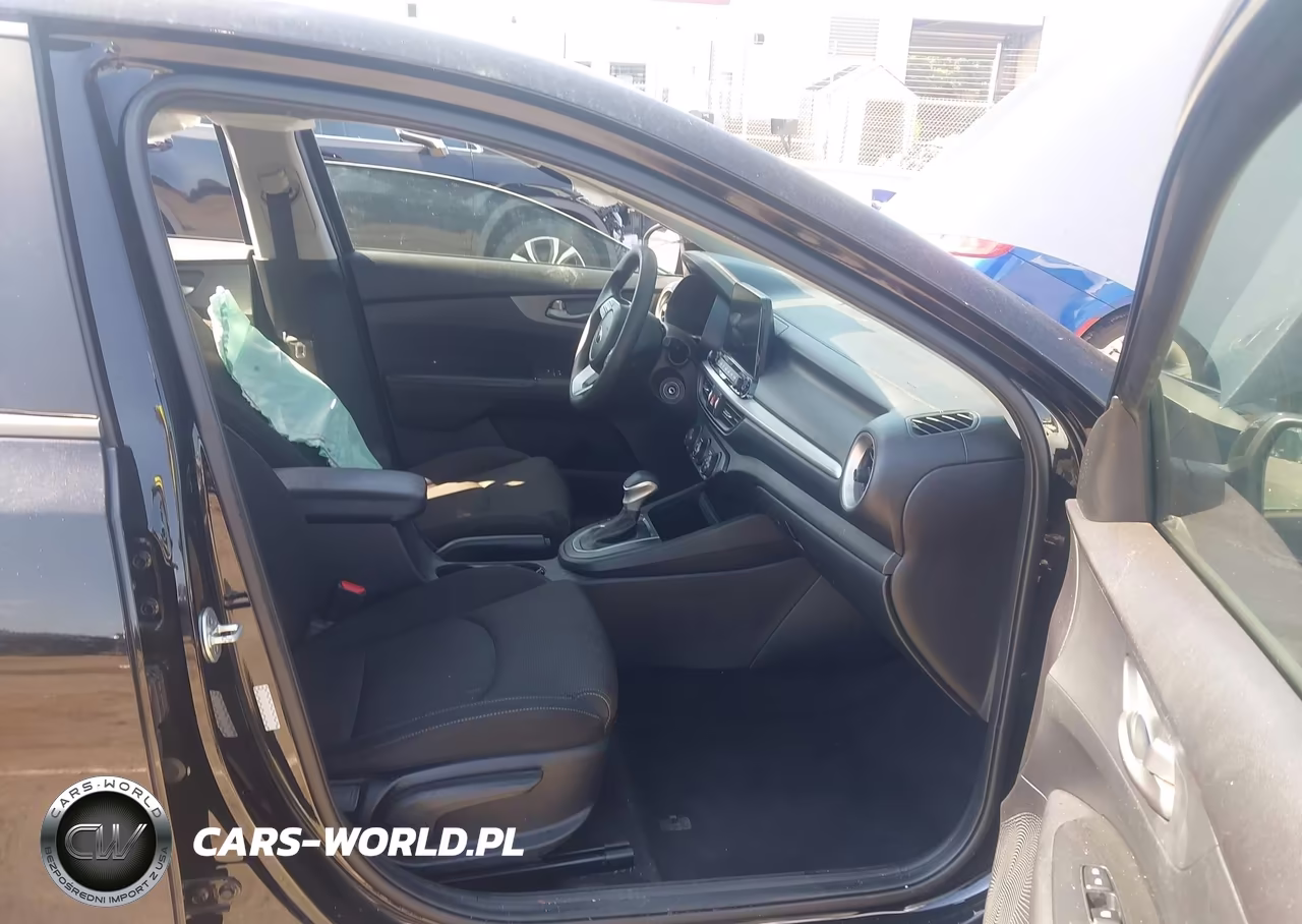 2021 Kia Forte Lxs VIN:3KPF24AD1ME408338 - 5