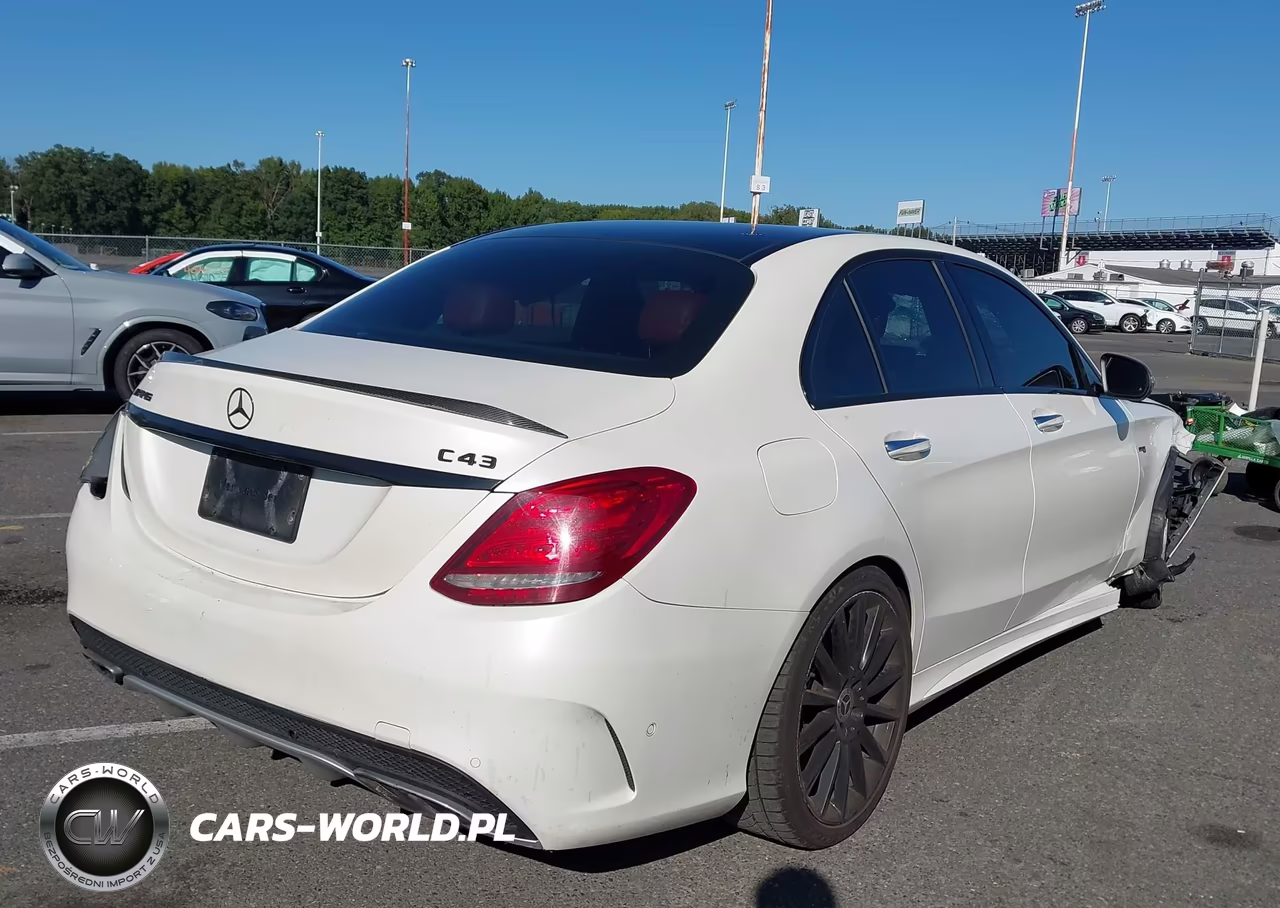 2016 Mercedes-Benz C 450 Amg 4Matic VIN:55SWF6EB6GU105500 - 4