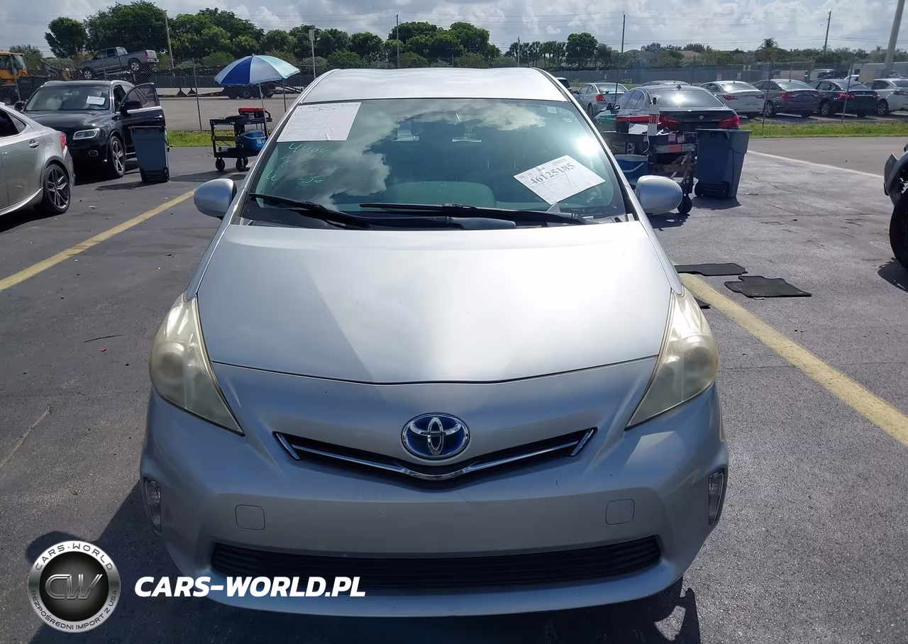 2013 Toyota Prius V Two VIN:JTDZN3EU4D3219716 - 13
