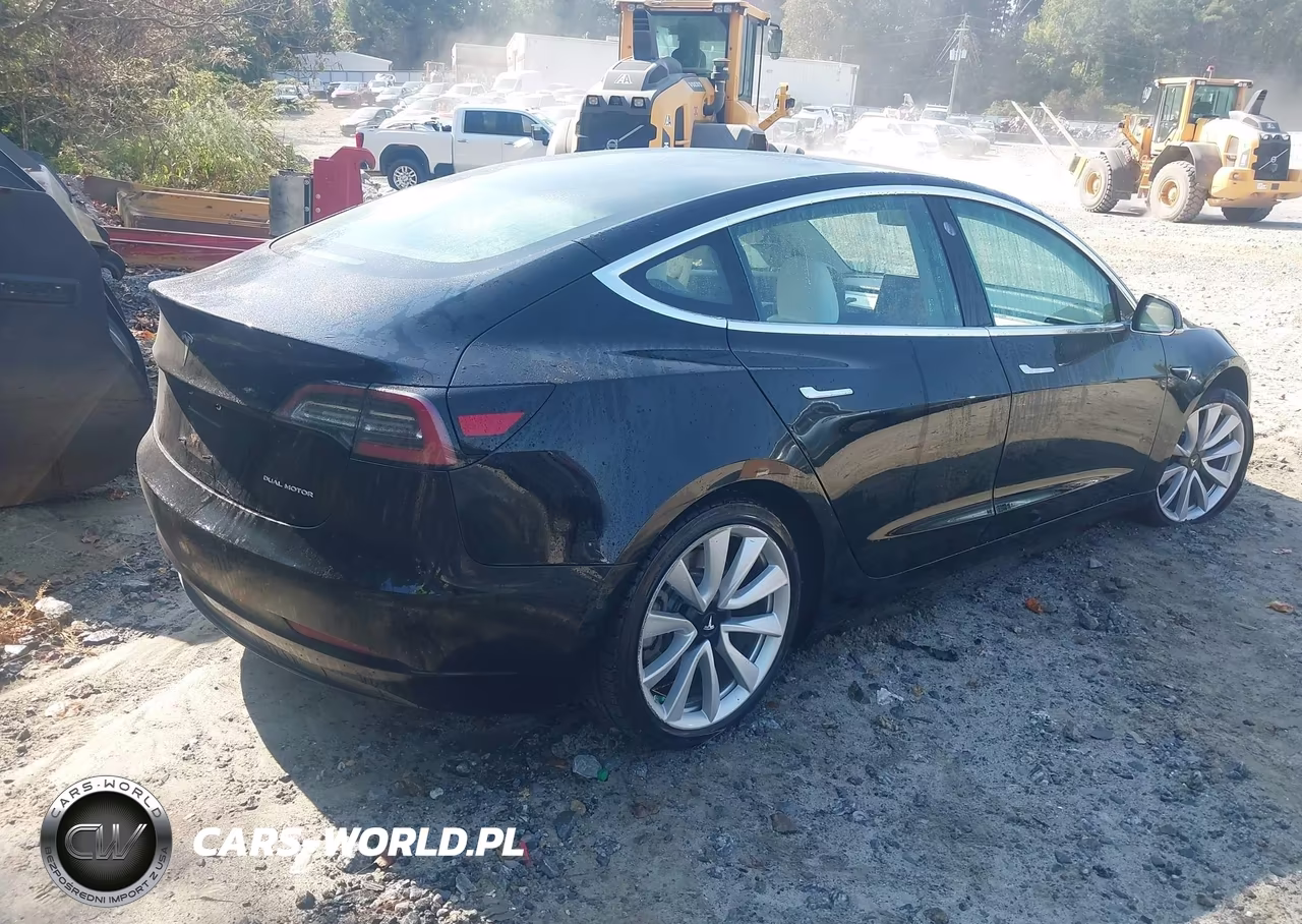 2018 Tesla Model 3 Long Range-Performance VIN:5YJ3E1EB6JF182823 - 4
