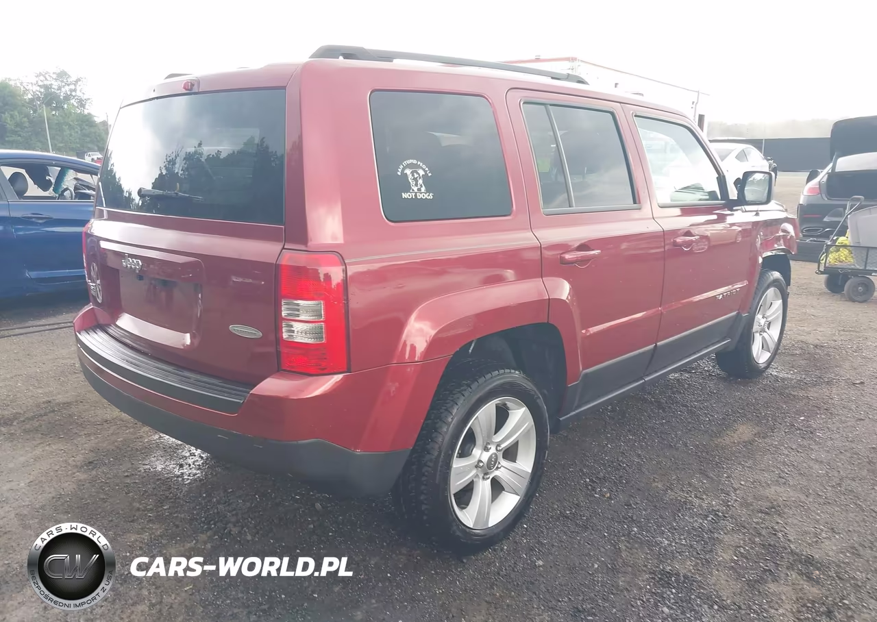 2014 Jeep Patriot Latitude VIN:1C4NJRFB0ED530839 - 4