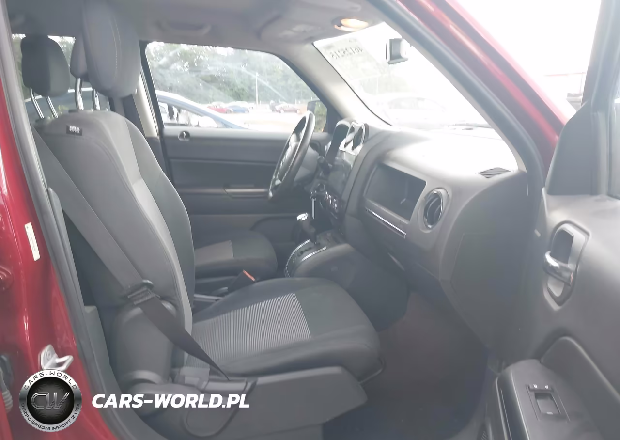 2014 Jeep Patriot Latitude VIN:1C4NJRFB0ED530839 - 5
