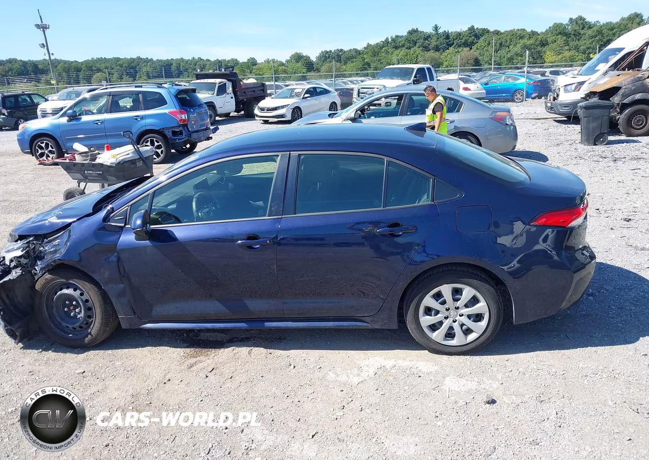 2025 Toyota Corolla Hybrid Le VIN:JTDBCMFEXS3086347 - 14