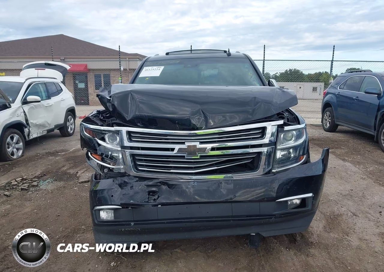 2017 Chevrolet Tahoe Premier VIN:1GNSKCKC9HR337759 - 12