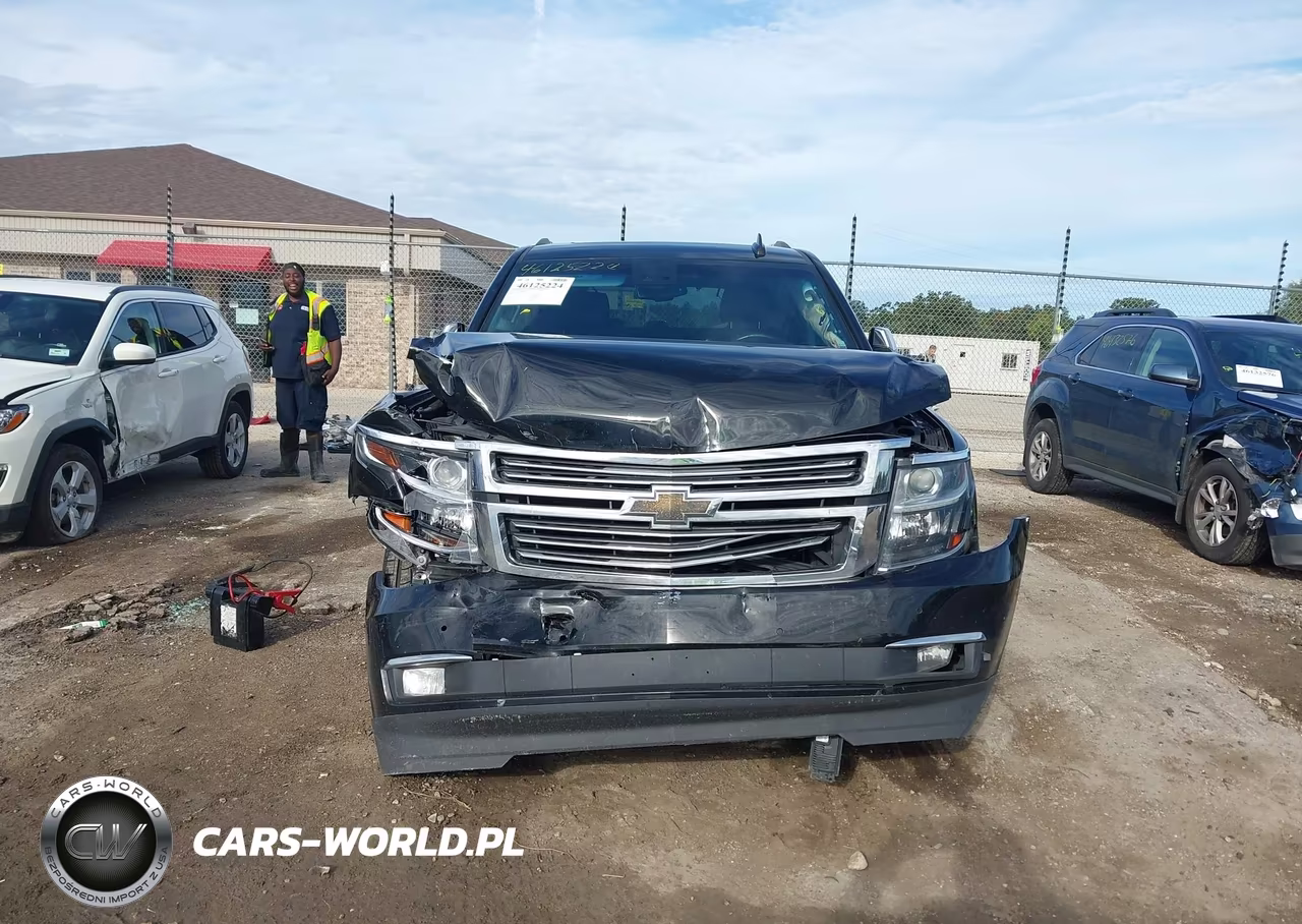 2017 Chevrolet Tahoe Premier VIN:1GNSKCKC9HR337759 - 6