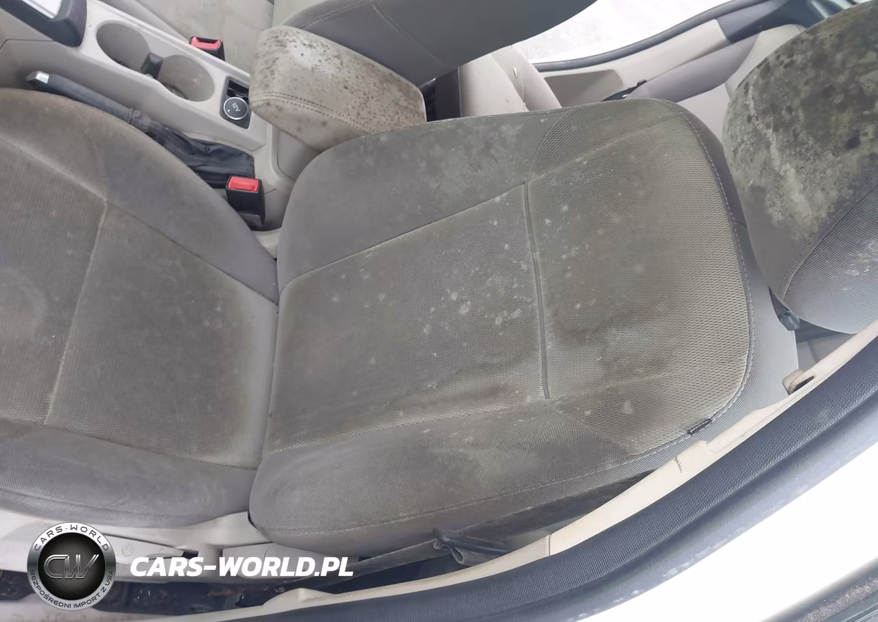 2014 Ford Focus Se VIN:1FADP3K28EL367494 - 13