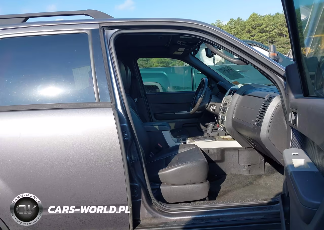 2011 Ford Escape Xlt VIN:1FMCU0DG4BKA38150 - 5