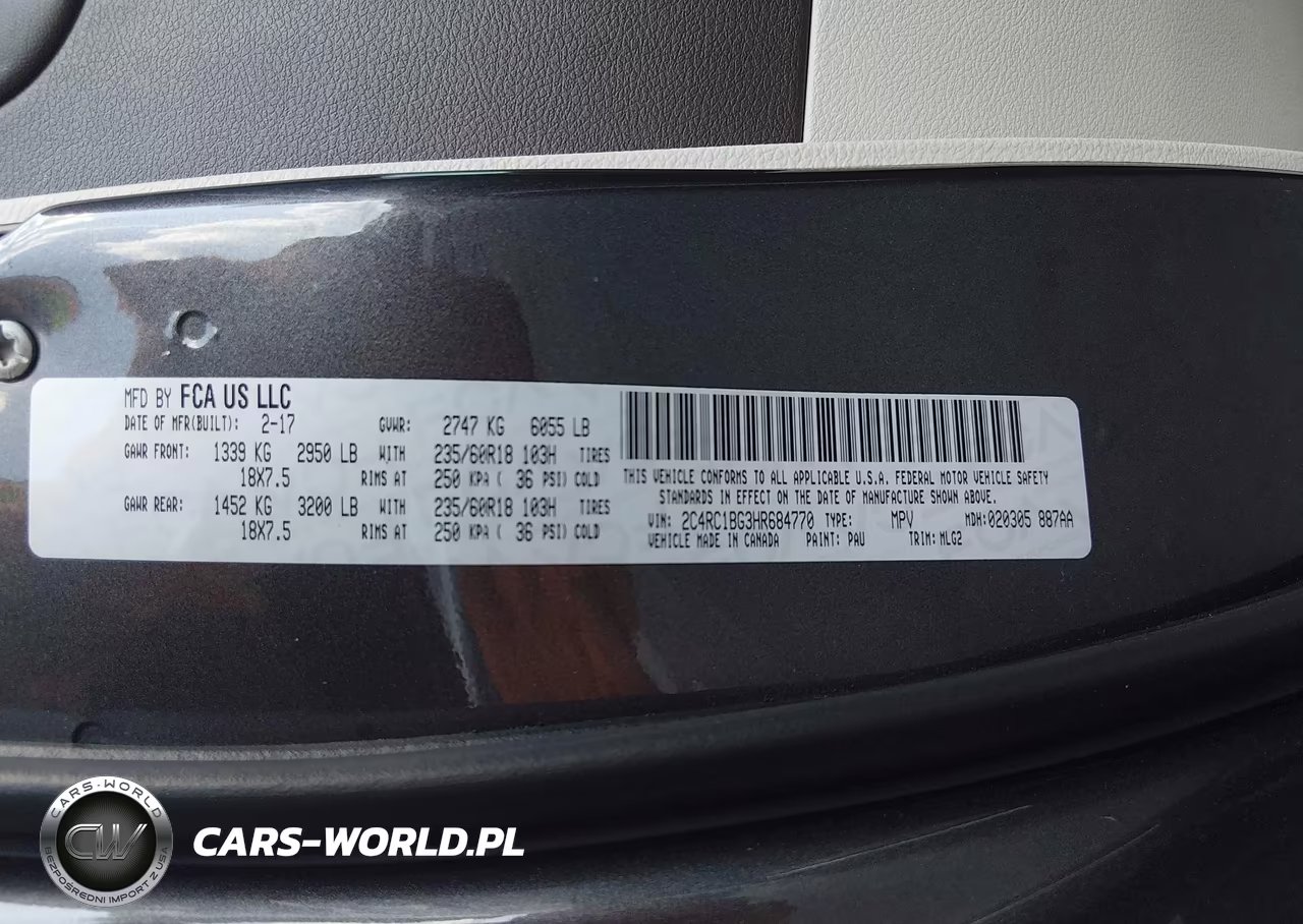 2017 Chrysler Pacifica Touring-L VIN:2C4RC1BG3HR684770 - 9