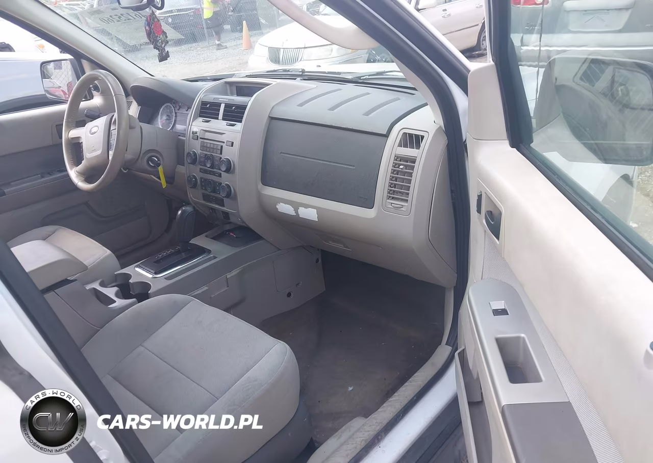 2011 Ford Escape Xlt VIN:1FMCU0DG7BKB79617 - 5