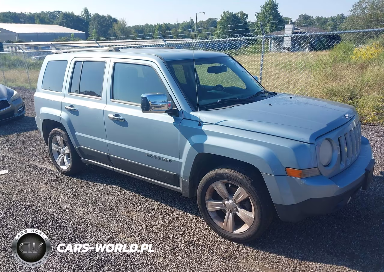 2014 Jeep Patriot Latitude – zdjęcie 1 z 11