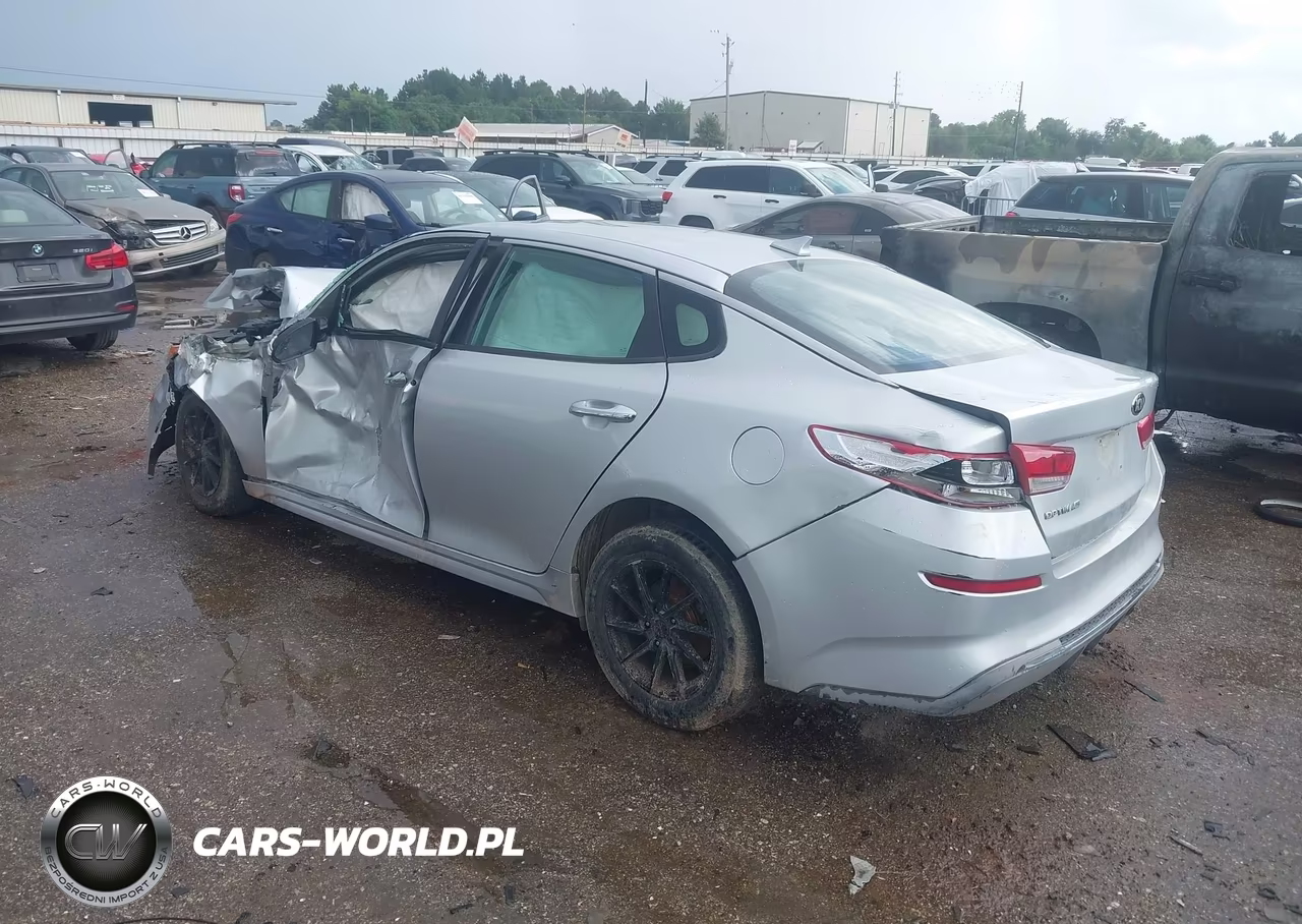 2019 Kia Optima Lx VIN:5XXGT4L35KG338756 - 3
