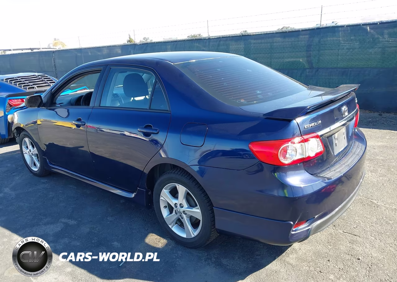 2013 Toyota Corolla S VIN:5YFBU4EE0DP093641 - 3