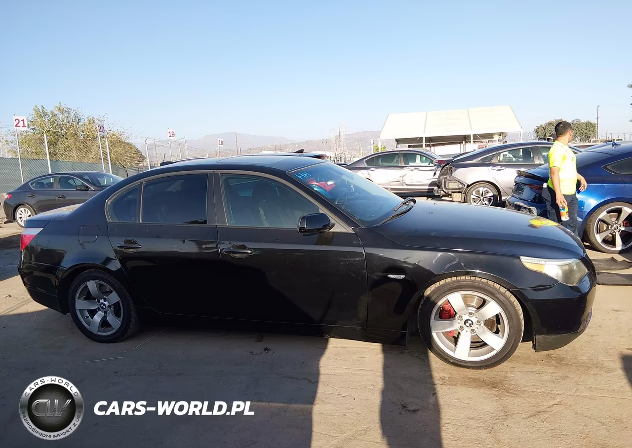 2007 BMW 525I VIN:WBANE53587CW60076 - 13