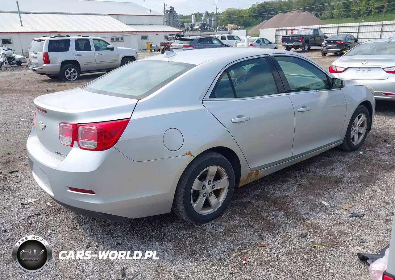 2013 Chevrolet Malibu 1Lt VIN:1G11C5SA2DF279073 - 4